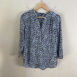 NYDJ Womens XS Blue Animal Print Blouse Pleated Back 3/4 Sleeve Shirt Top